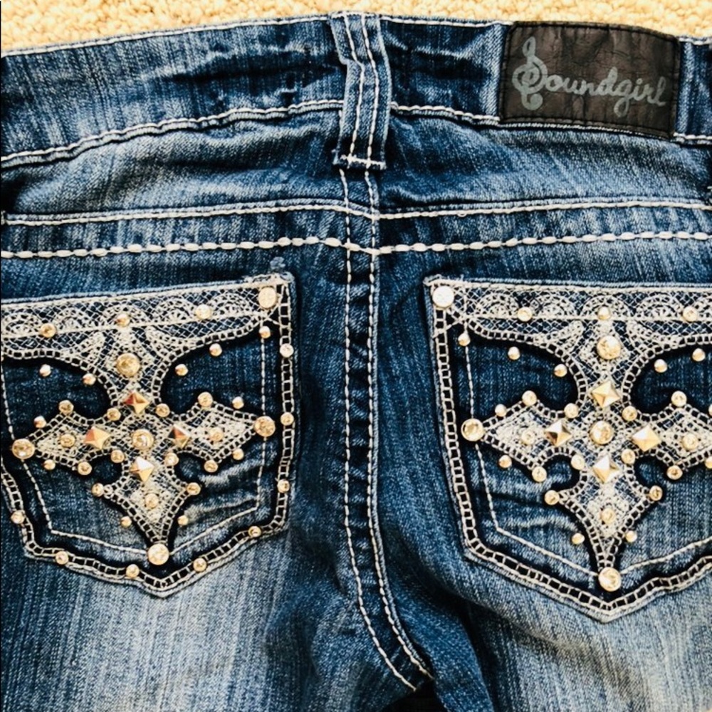Sound girl cute worn once jean